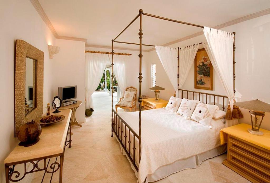 Coconut Grove 1, Luxury Villa By Island Villas Сент-Джеймс Номер фото